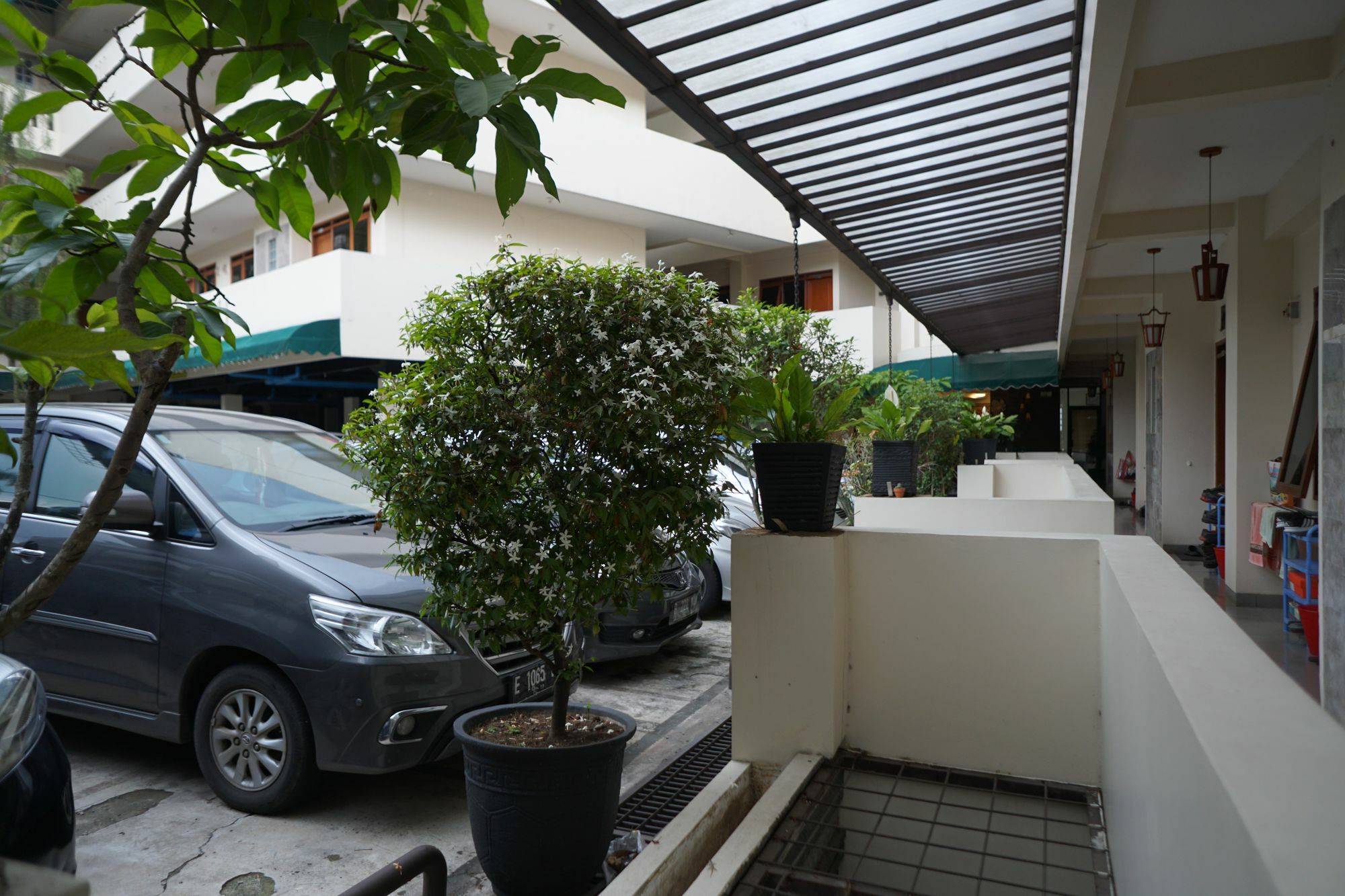 Reddoorz Plus @ Ciumbuleuit Area Bandung Luaran gambar