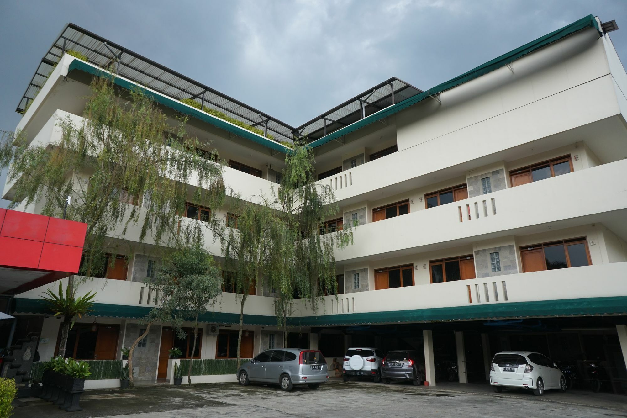 Reddoorz Plus @ Ciumbuleuit Area Bandung Luaran gambar